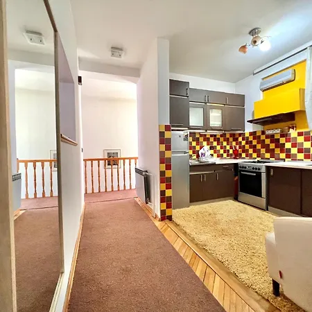 Apartment With Pool *
