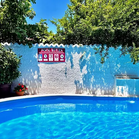 With Pool Apartamento Mostar